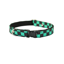 Load image into Gallery viewer, Checkered Dog and Cat Collar