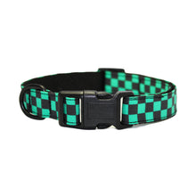 Load image into Gallery viewer, Checkered Dog and Cat Collar