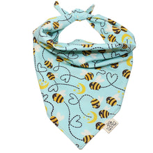 Load image into Gallery viewer, Morning Spring Honey Bee