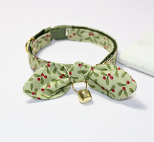 Load image into Gallery viewer, Mistletoe Cat Collar and Bunny Bow