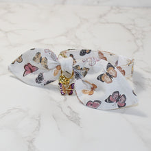 Load image into Gallery viewer, Butterfly Collar and Bunny Bow