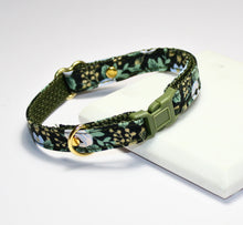 Load image into Gallery viewer, Rifle Paper Green Garden Party Collar and Bunny Bow
